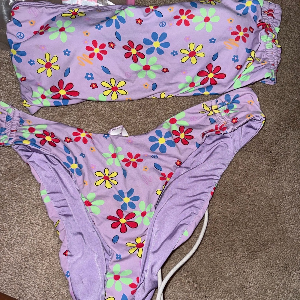 Dippin daisys bikini set